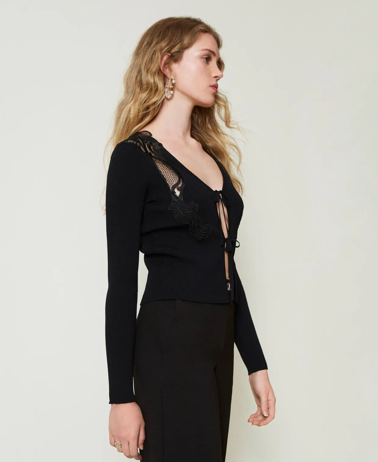 Cardigan Avec Lacets Et Dentelle