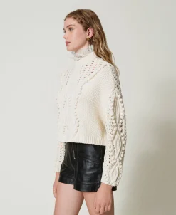 Maille En Laine Mélangée Avec Mélange De Points