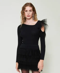 Pull Ajusté Avec Ajour Et Tulle
