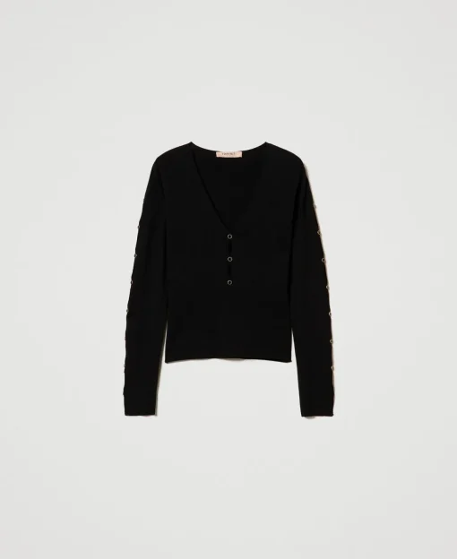 Pull Avec Ajours Et Clous