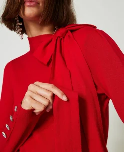 Pull Col Montant Avec Nœud Et Broderie