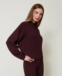 Pull Col Montant Avec Torsades Et Strass