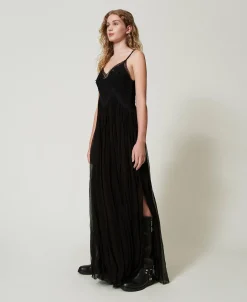Robe Longue En Crépon Et Tulle
