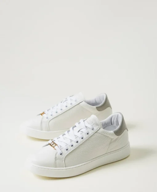 Baskets En Cuir Avec Oval T