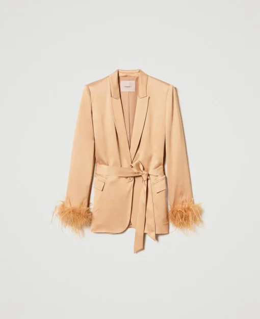Blazer En Satin Avec Plumes
