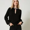 Blouse En Crêpe Avec Broderies