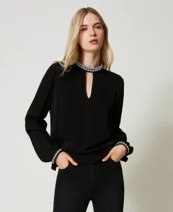 Blouse En Crêpe Avec Broderies
