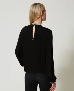 Blouse En Crêpe Avec Broderies