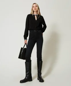 Blouse En Crêpe Avec Broderies