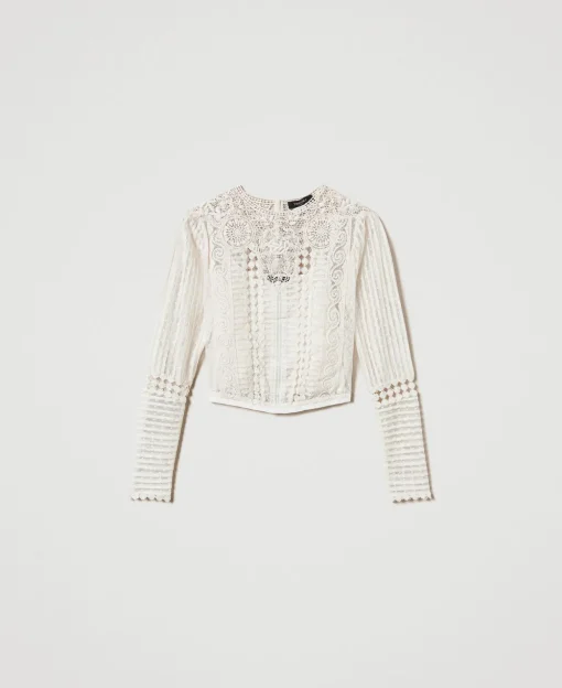 Blouse En Mousseline Avec Dentelle Et Broderies