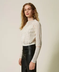 Blouse En Mousseline Avec Dentelle Et Broderies