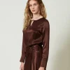 Blouse En Satin Avec Oval T
