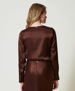 Blouse En Satin Avec Oval T