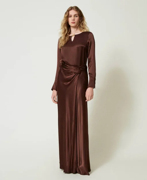 Blouse En Satin Avec Oval T