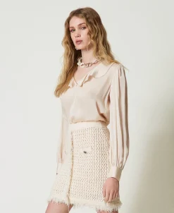 Blouse En Satin Avec Volant