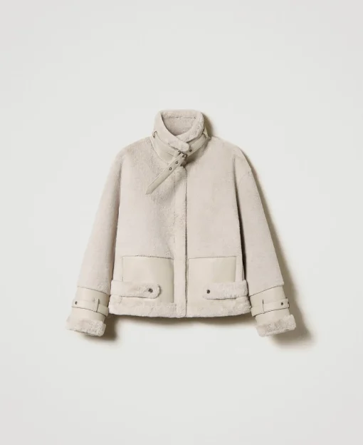 Blouson En Fausse Fourrure Avec Brides