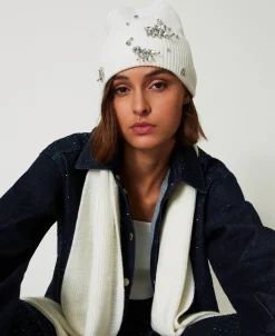 Bonnet En Maille Avec Broderies