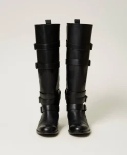 Bottes En Cuir Avec Brides