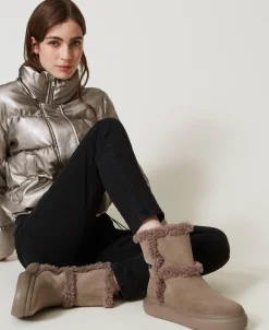 Bottines Avec Détails En Fausse Fourrure