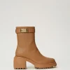 Bottines Avec Plaquette Siglée