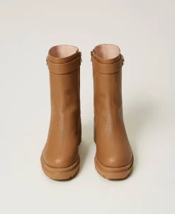 Bottines Avec Plaquette Siglée