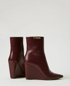 Bottines Avec Semelle Compensée Et étiquette Siglée