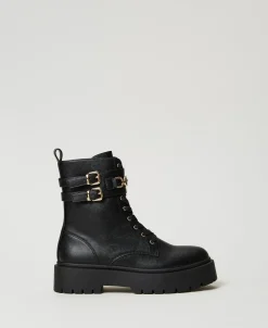 Bottines Motardes Avec Boucles Et Barrette Oval T