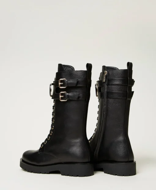 Bottines Motardes Montantes En Cuir Avec Oval T