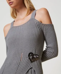 Broche En Cœur Avec Fleur