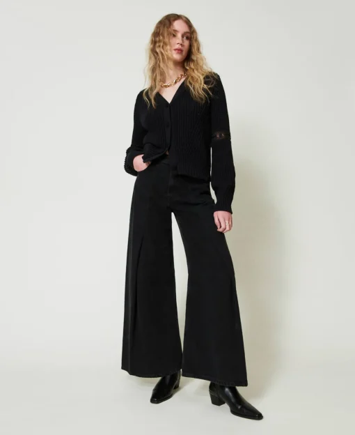 Cardigan Côtelé Avec Dentelle