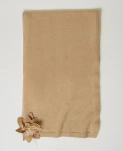 Écharpe En Maille Avec Broche Florale