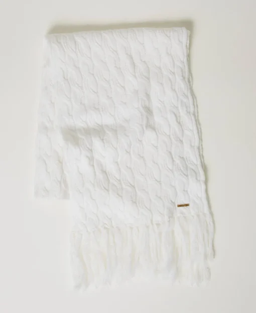 Écharpe En Maille Torsadée