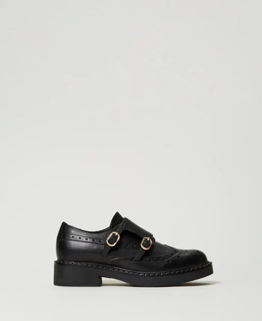 Chaussures En Cuir Avec Brides