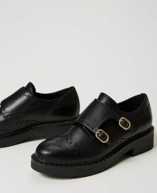 Chaussures En Cuir Avec Brides