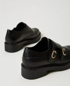 Chaussures En Cuir Avec Brides