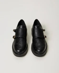 Chaussures En Cuir Avec Brides