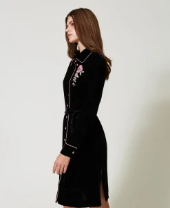 Chemise De Nuit En Velours Avec Broderie