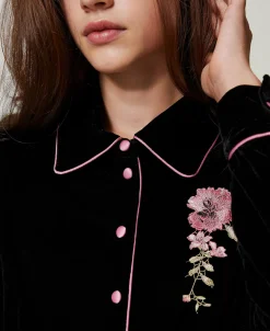 Chemise De Nuit En Velours Avec Broderie