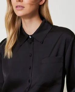 Chemise En Satin Avec Bouton Bijou