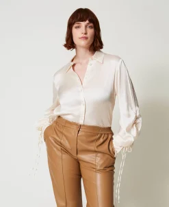 Chemise En Satin Martelé Avec Ajour