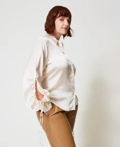 Chemise En Satin Martelé Avec Ajour