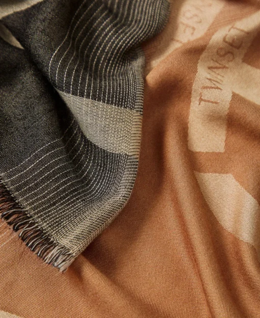 Keffieh Jacquard Avec Oval T
