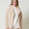 Manteau Court En Fausse Fourrure Avec Oval T