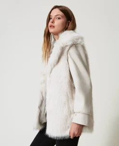Manteau En Drap Et Fausse Fourrure
