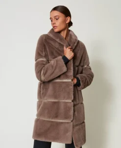 Manteau En Fausse Fourrure Avec Incrustations