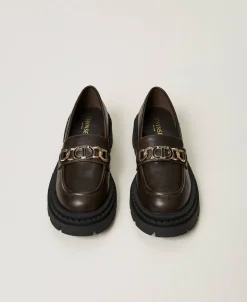 Mocassins Avec Barrette Oval T
