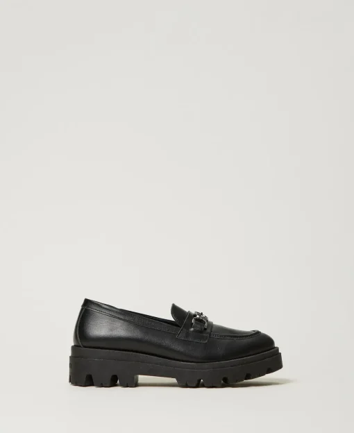 Mocassins En Cuir Avec Oval T