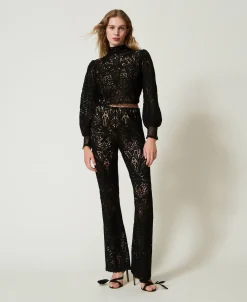 Pantalon En Maille Florale Au Crochet