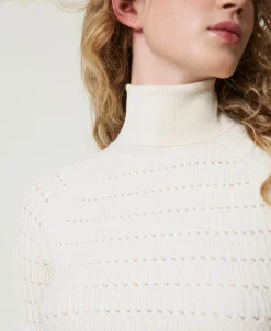 Pull Ajusté Avec Col Montant