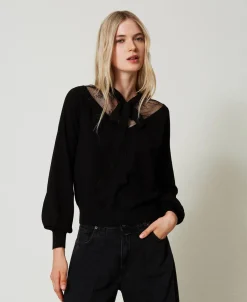Pull Avec Dentelle Et Nœud
